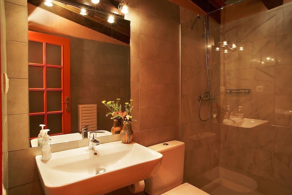Les Quimeres Falset Room photo